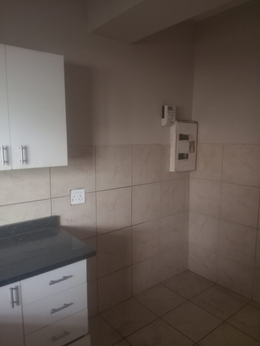 1 Bedroom Property for Sale in Southernwood Eastern Cape